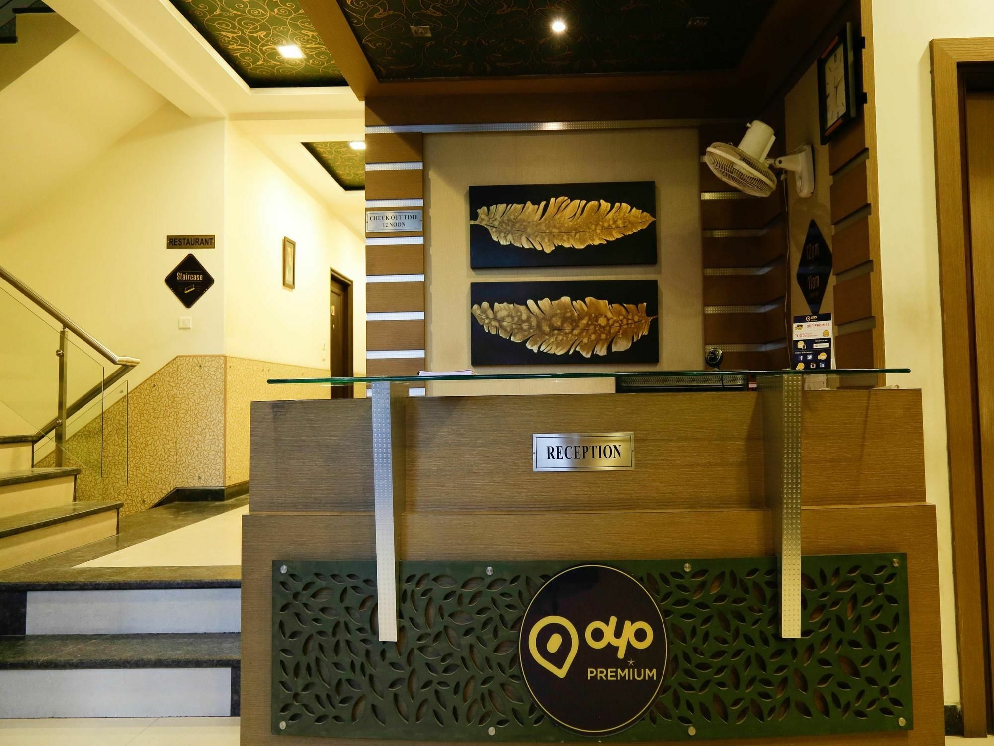Oyo Premium Airport Extension Jaipur Exterior foto